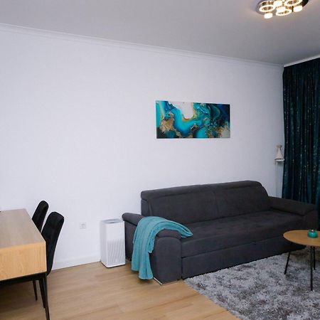 Elysian Urbanscape Brown, 2 Rooms, Near Bucharest Chiajna Luaran gambar