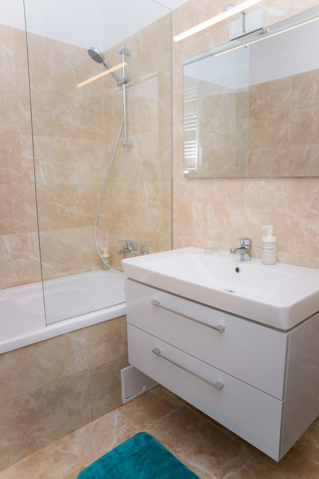 Elysian Urbanscape Brown, 2 Rooms, Near Bucharest Chiajna Luaran gambar