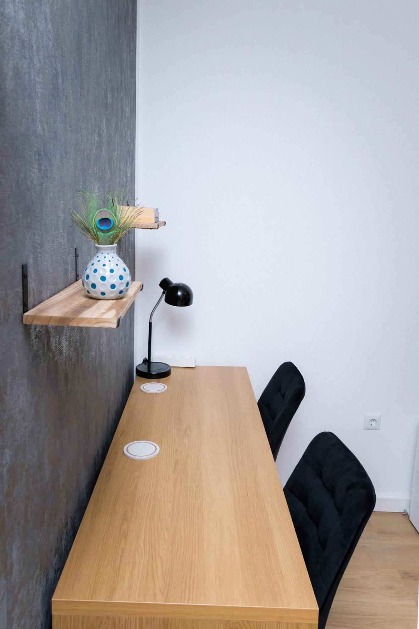 Elysian Urbanscape Brown, 2 Rooms, Near Bucharest Chiajna Luaran gambar